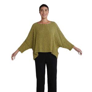 Cutloose Women's Cropped Flowy Green and Black Top NWT